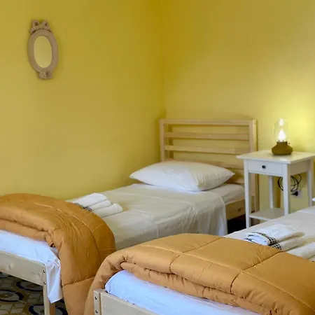 All'ombra Del Campanile * Palizzi