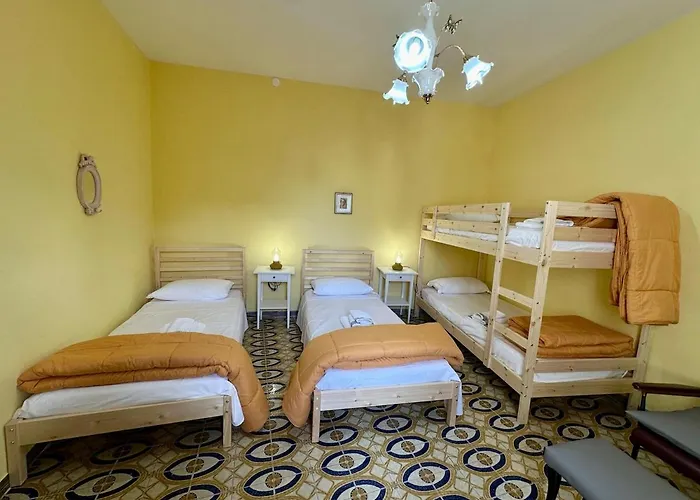 All'ombra Del Campanile * Palizzi