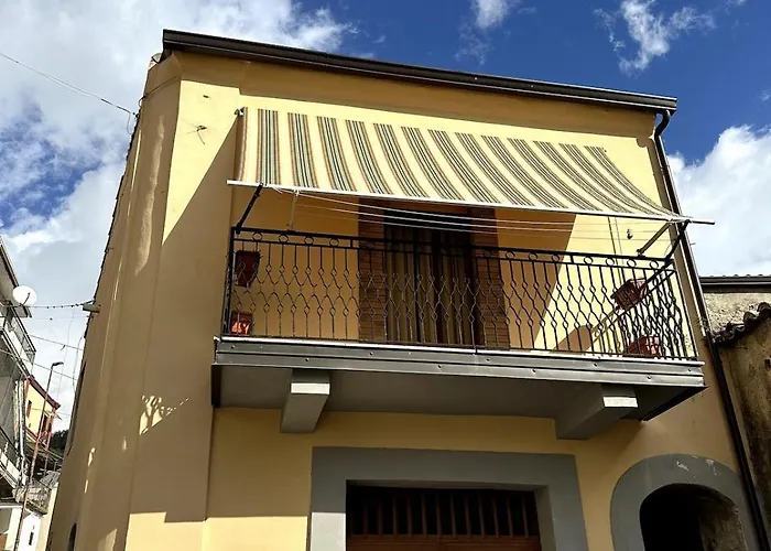 All'ombra Del Campanile *